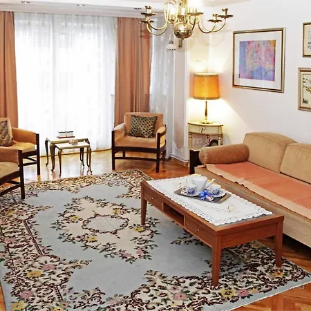 Academy Of Art Saraybosna